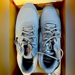 Women’s Nike Renew In-Season TR 11 size 9 model : DA1349 445 brand new in Box